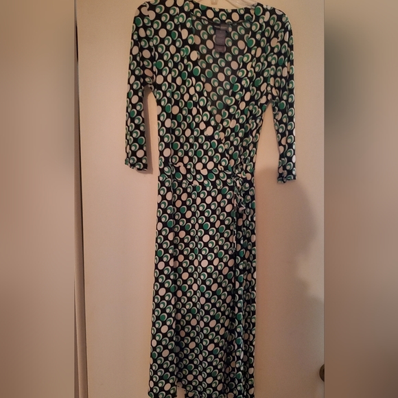 Bisou Bisou Wrap Dress - Picture 6 of 6